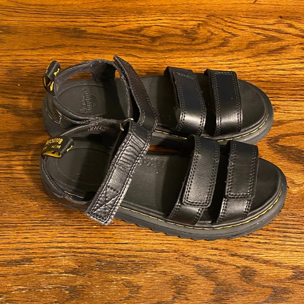 Dr. Martens Unisex Kids Sandals Black Size 4 US Youth 3 UK Women's 5 Hook Loop